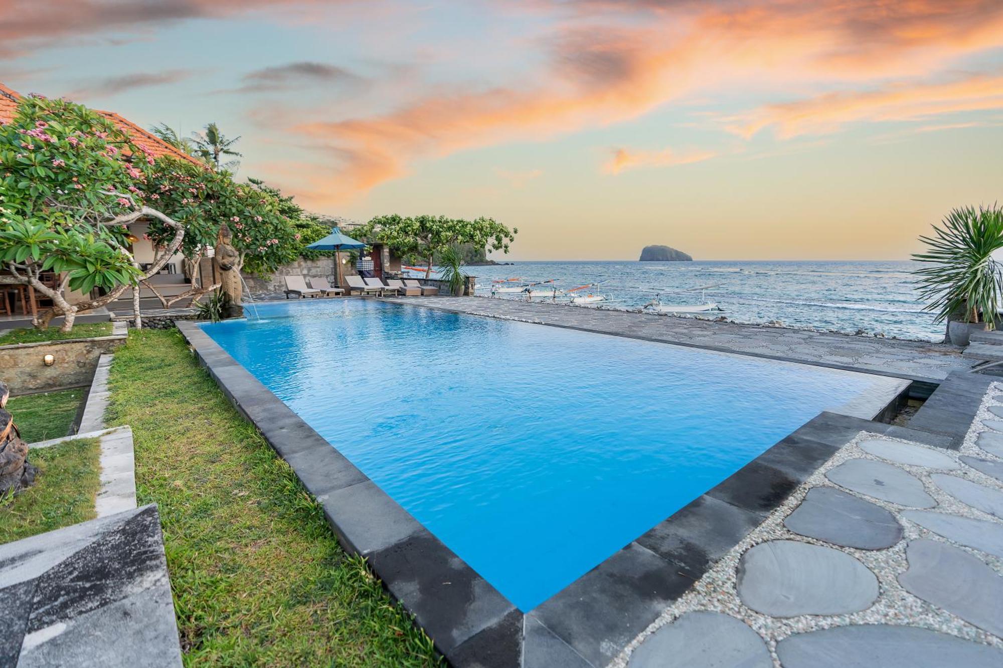 Ganesh Beach Hotel Candidasa Exterior foto