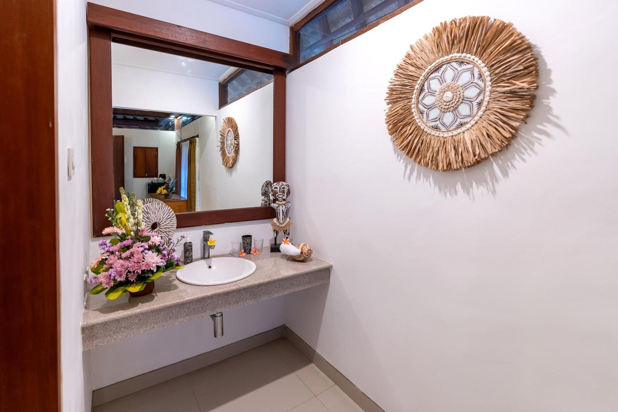 Ganesh Beach Hotel Candidasa Exterior foto